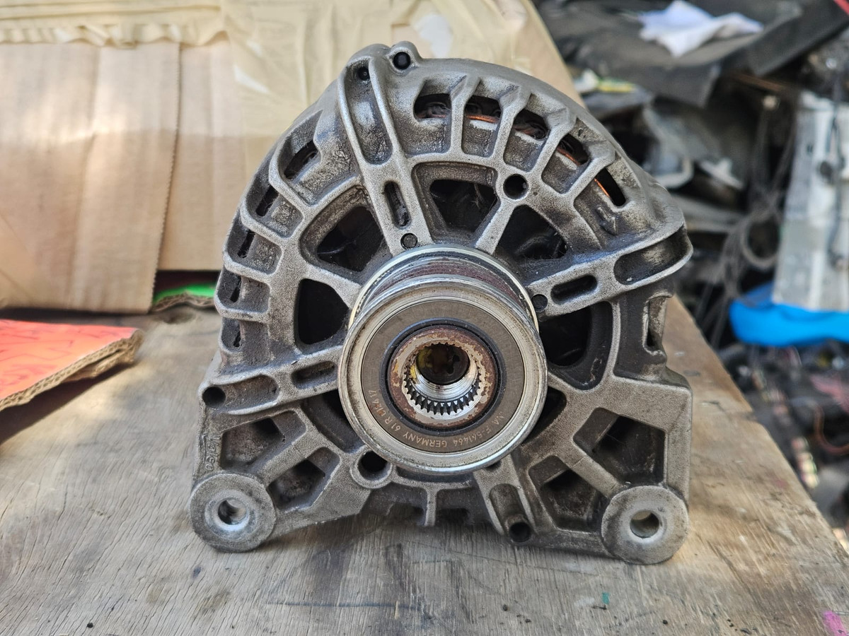 Renault Captur 2.0 2018-2023 Alternador