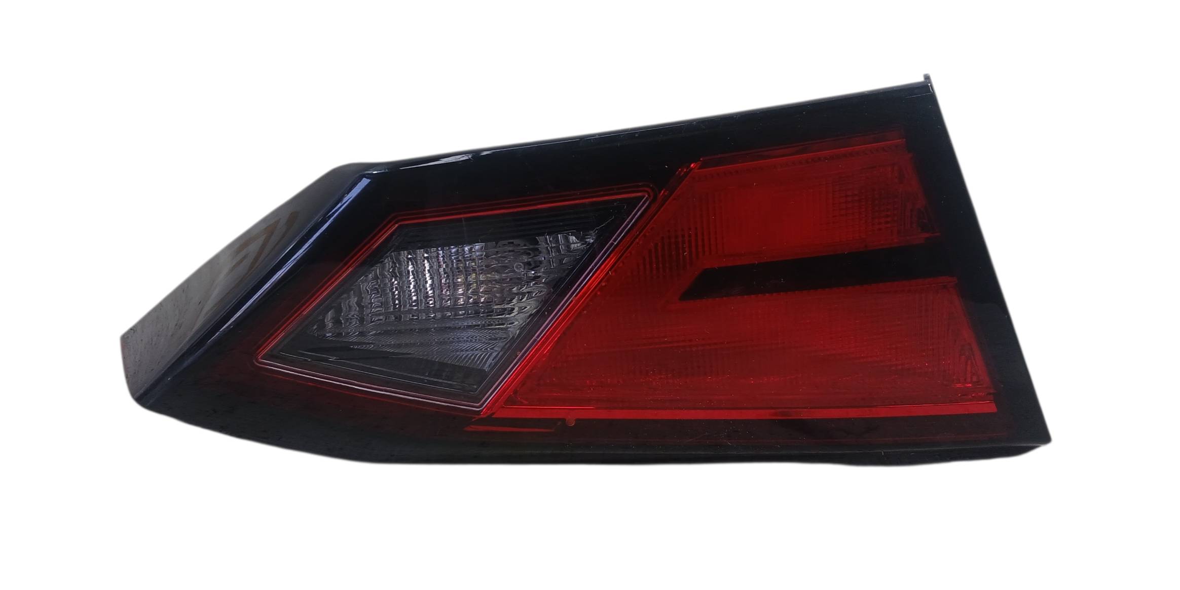 Nissan Altima 2019 - 2023 Intercalavera Izquierdo Usado Original