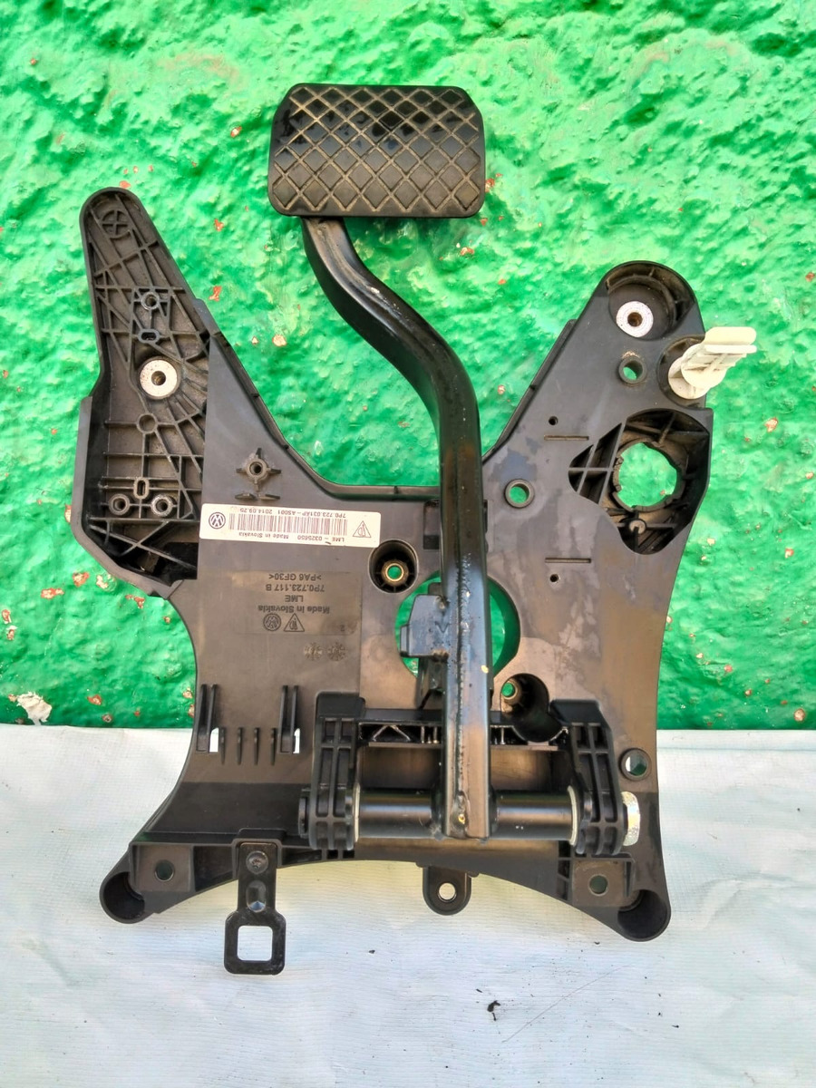 Pedal De Freno Vw Touareg 3.6 2014-2016 Usada Original