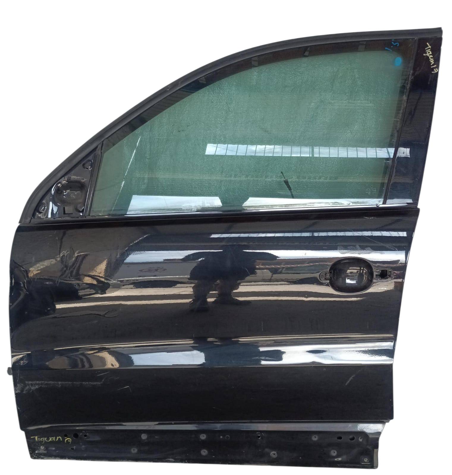 Volkswagen Tiguan 2009 - 2016 Puerta Delantera Izquierdo Usado Original - vista 1