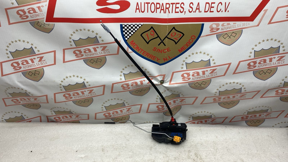 Chevrolet Sonic 2012 - 2017 Cerraduras de Puerta Delantera Derecho Usado Original