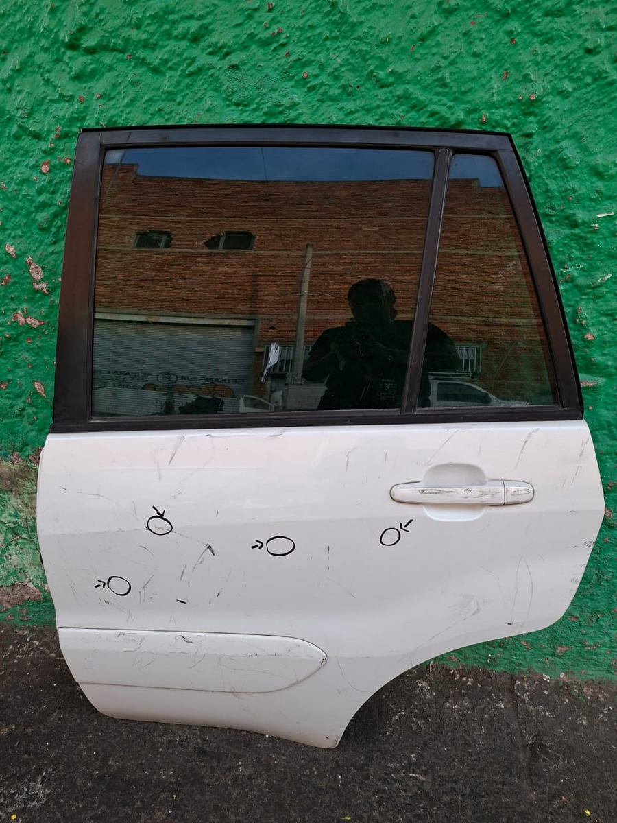 Puerta Trasera Izquierda De Toyota Rav4 2004-2006 Original Trasera Izquierdo Blanco - vista 1