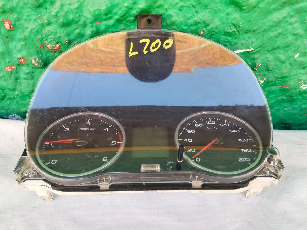 Velocímetro Mitsubishi L200 2016-2019 Usado Original Negro