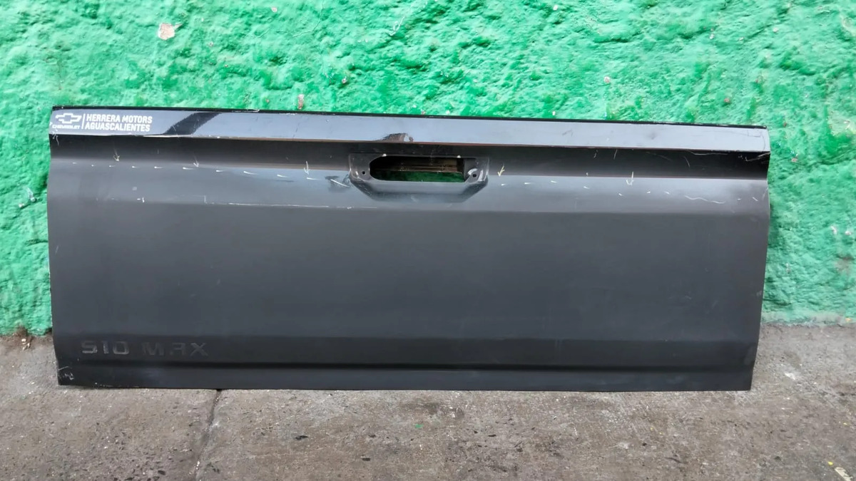 Tapa Batea Chevrolet S10 Max 2020-2024 Usado Original Gris Oscuro
