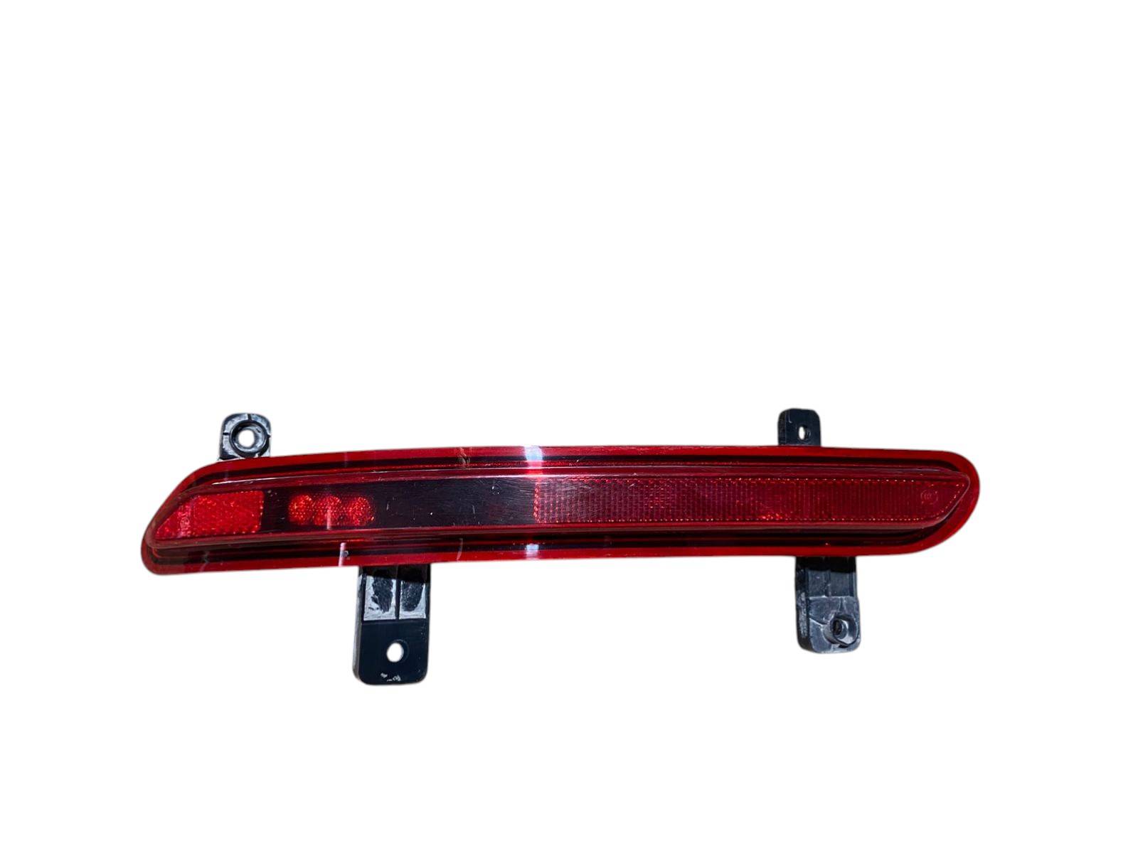 Chirey Tiggo 8 pro 2023 - 2025 Reflejante Trasera Izquierdo Usado Original