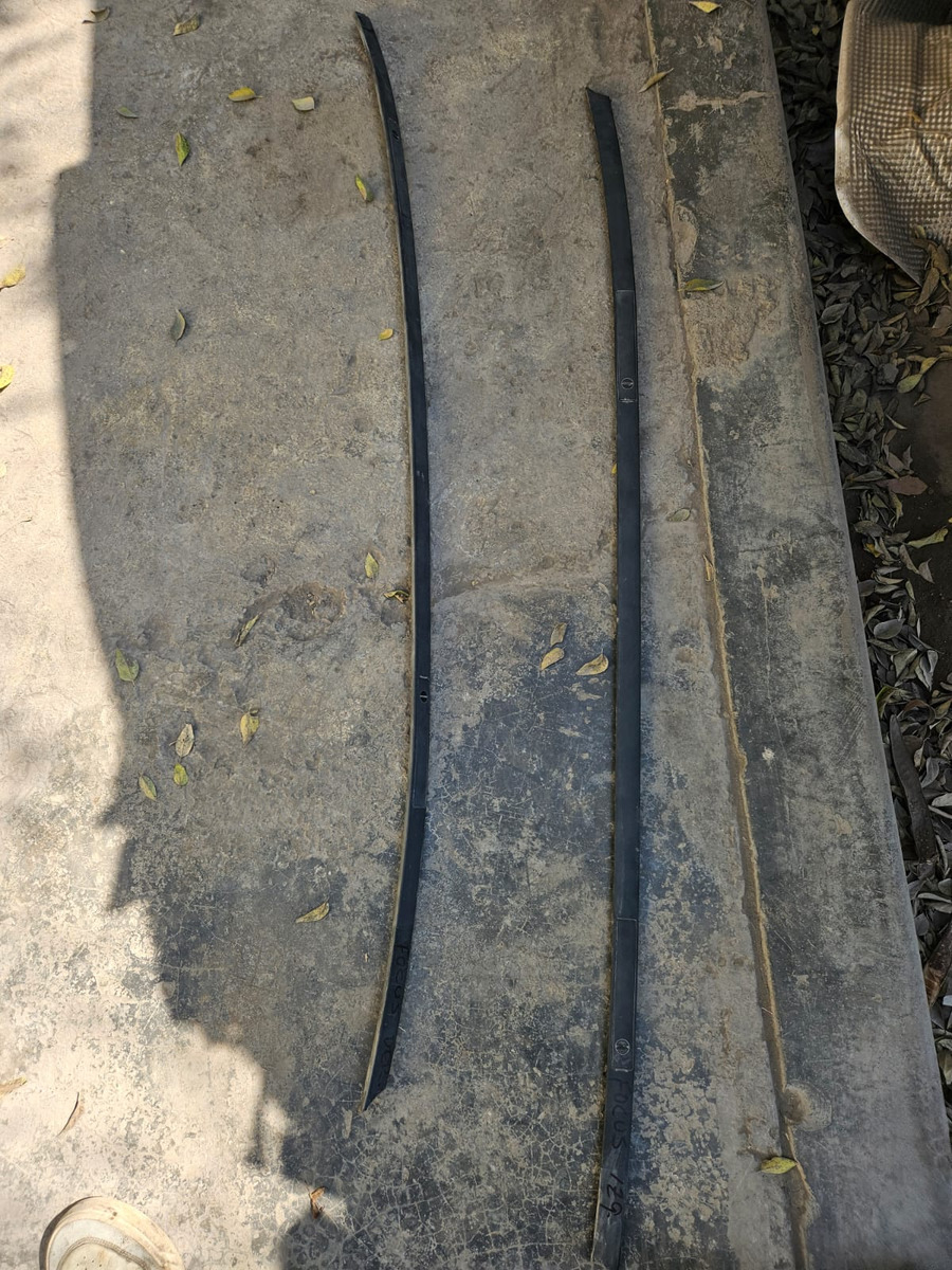 Ford Focus Europa 2009-2011 Botaaguas Techo Negro