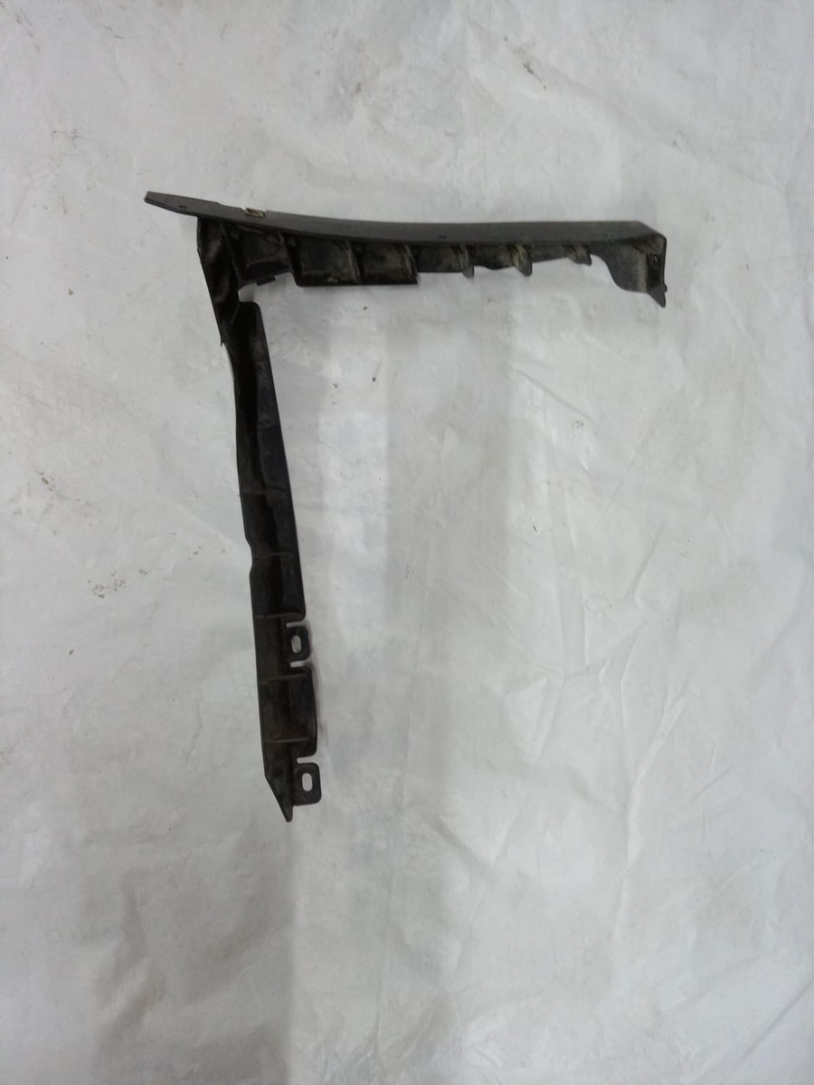 Soportes Defensa Delt. Derch Dodge Ram 1500,2500. 2011/2018. Negro