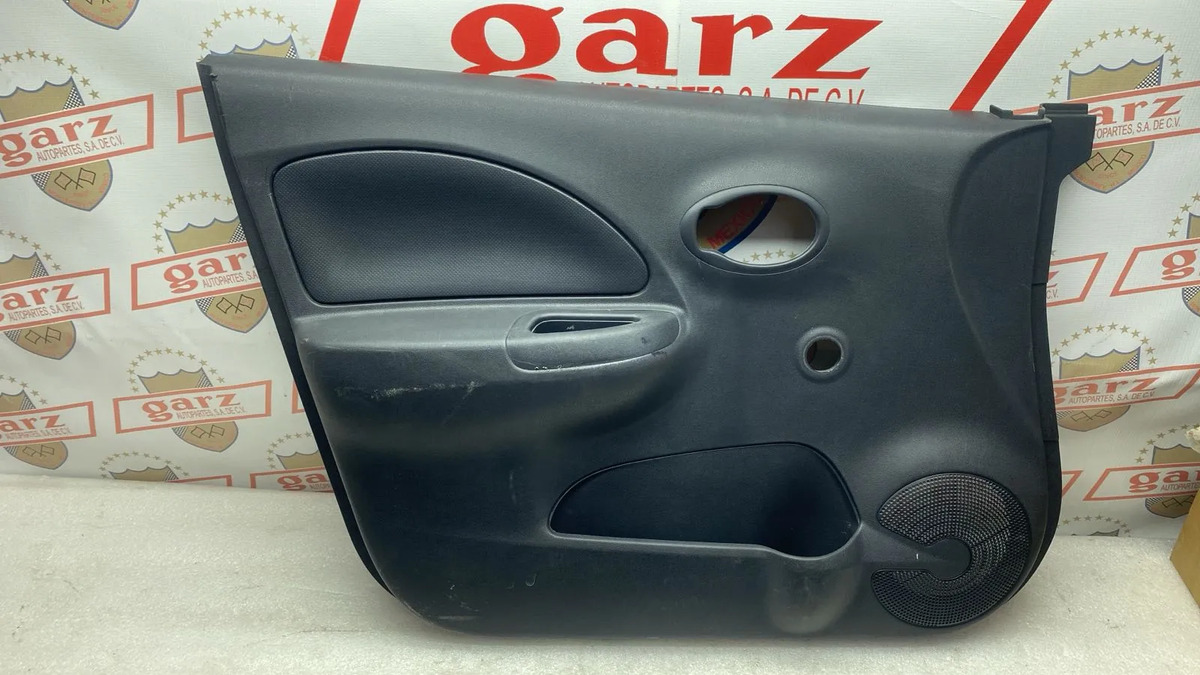 Nissan March 2011 - 2020 Vestidura Delantera Izquierdo Usado Original