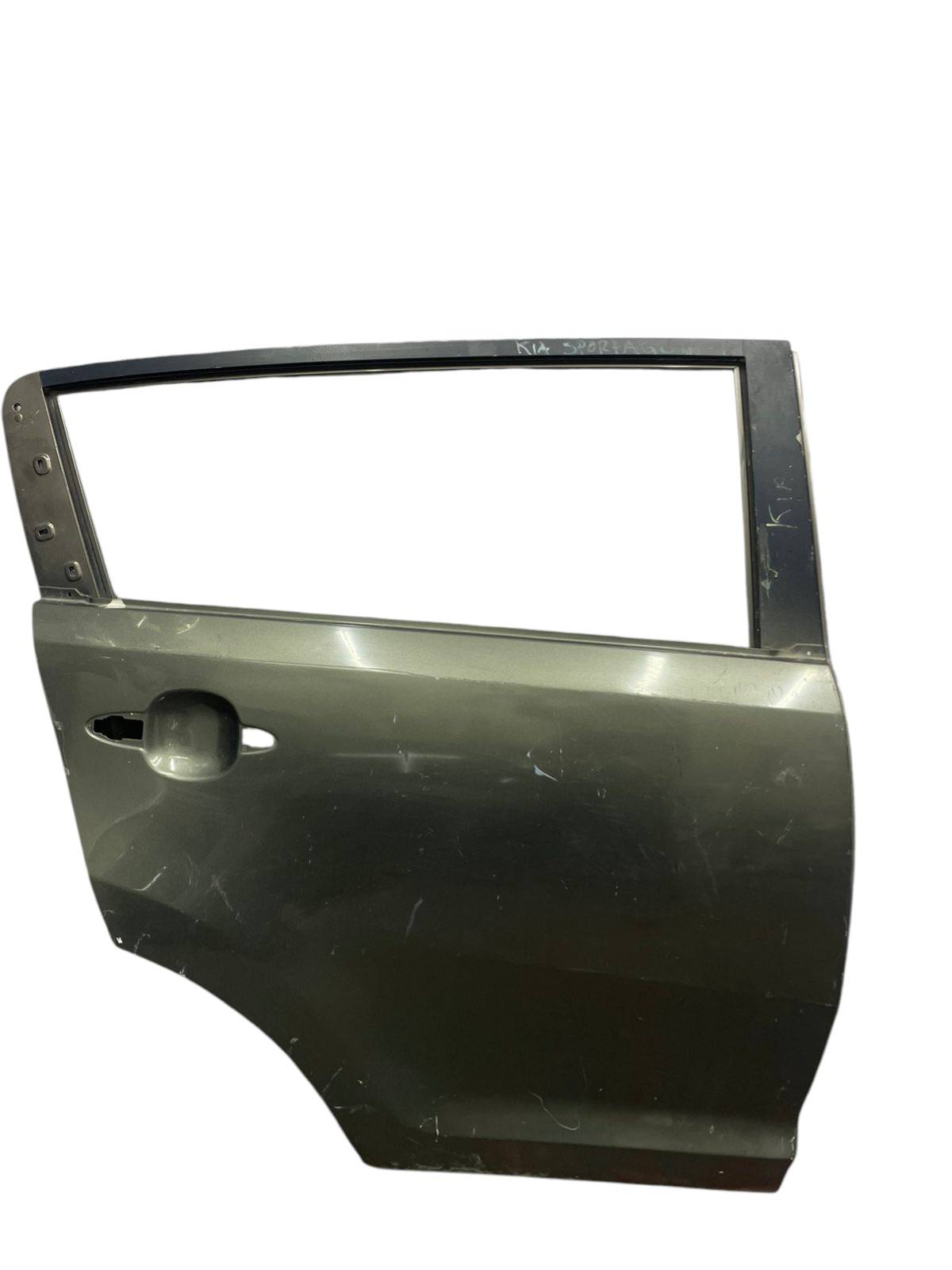 Kia Sportage 2011 - 2016 Puerta Trasera Derecho Usado Original