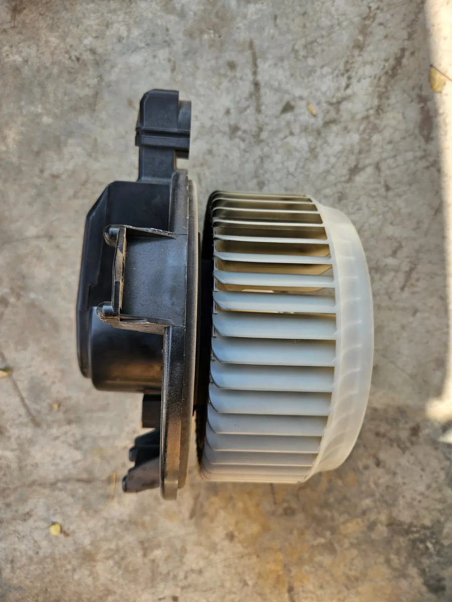 Toyota Prius 2017-2023 Soplador Blower De A/c - vista 1