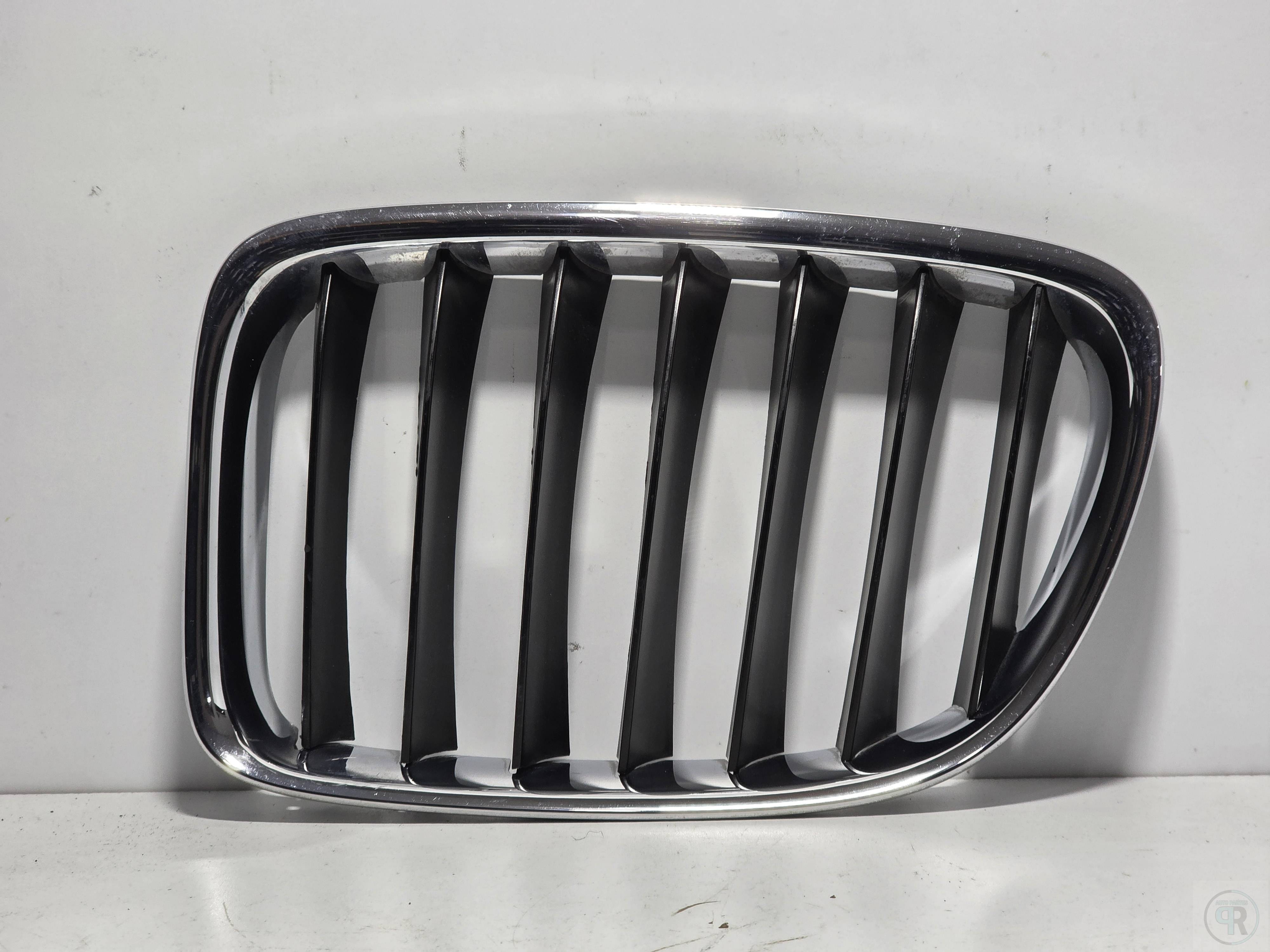 Bmw X1 2010 - 2015 Parrilla Delantera Izquierdo Usado Original - vista 1