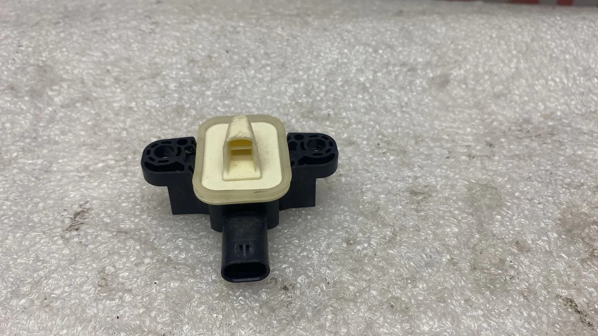 Dodge Ram 1500 2013 - 2021 Sensores Delantera Izquierdo Usado Original