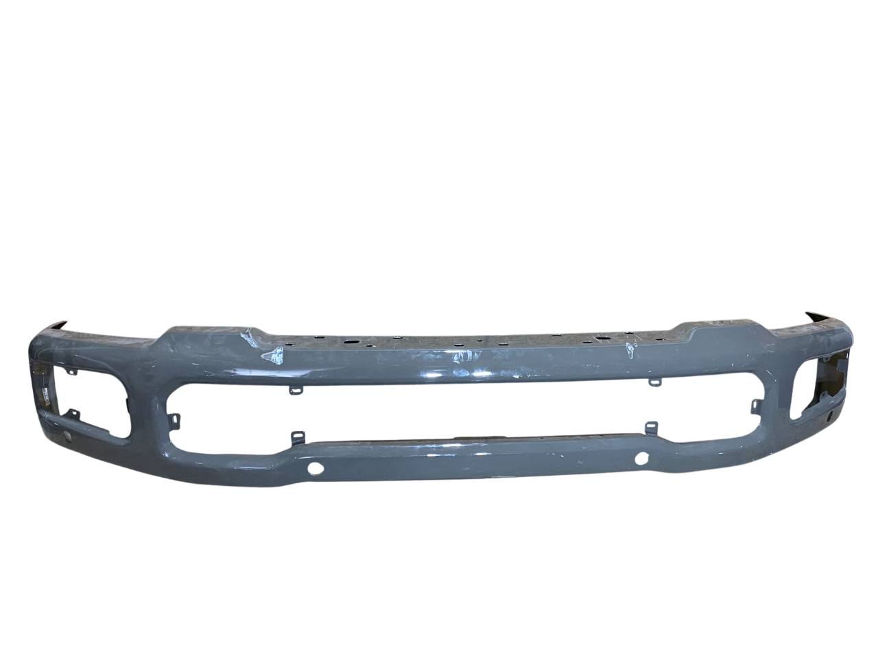 Ford F-250 2023 - 2025 Defensas Trasera Usado Original - vista 1