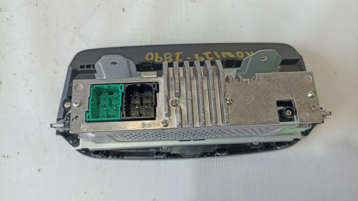 Estereo Chevrolet Onix 2019-2024 Usado Original