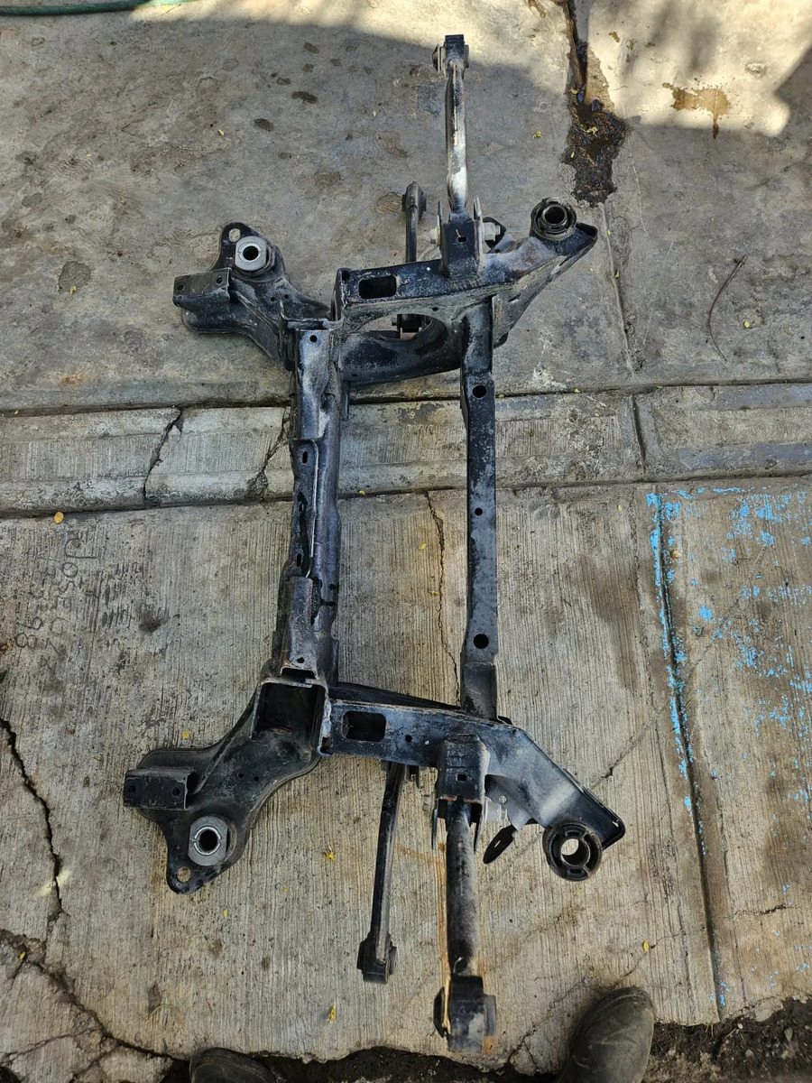 Ford Fusion 2.0t 2013-2016 Puente Trasero