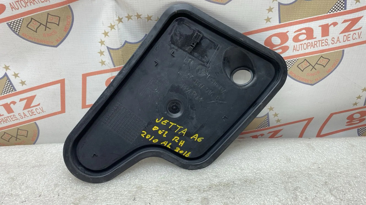 Volkswagen Jetta a6 2011 - 2018 Tapiceria Delantera Derecho Usado Original