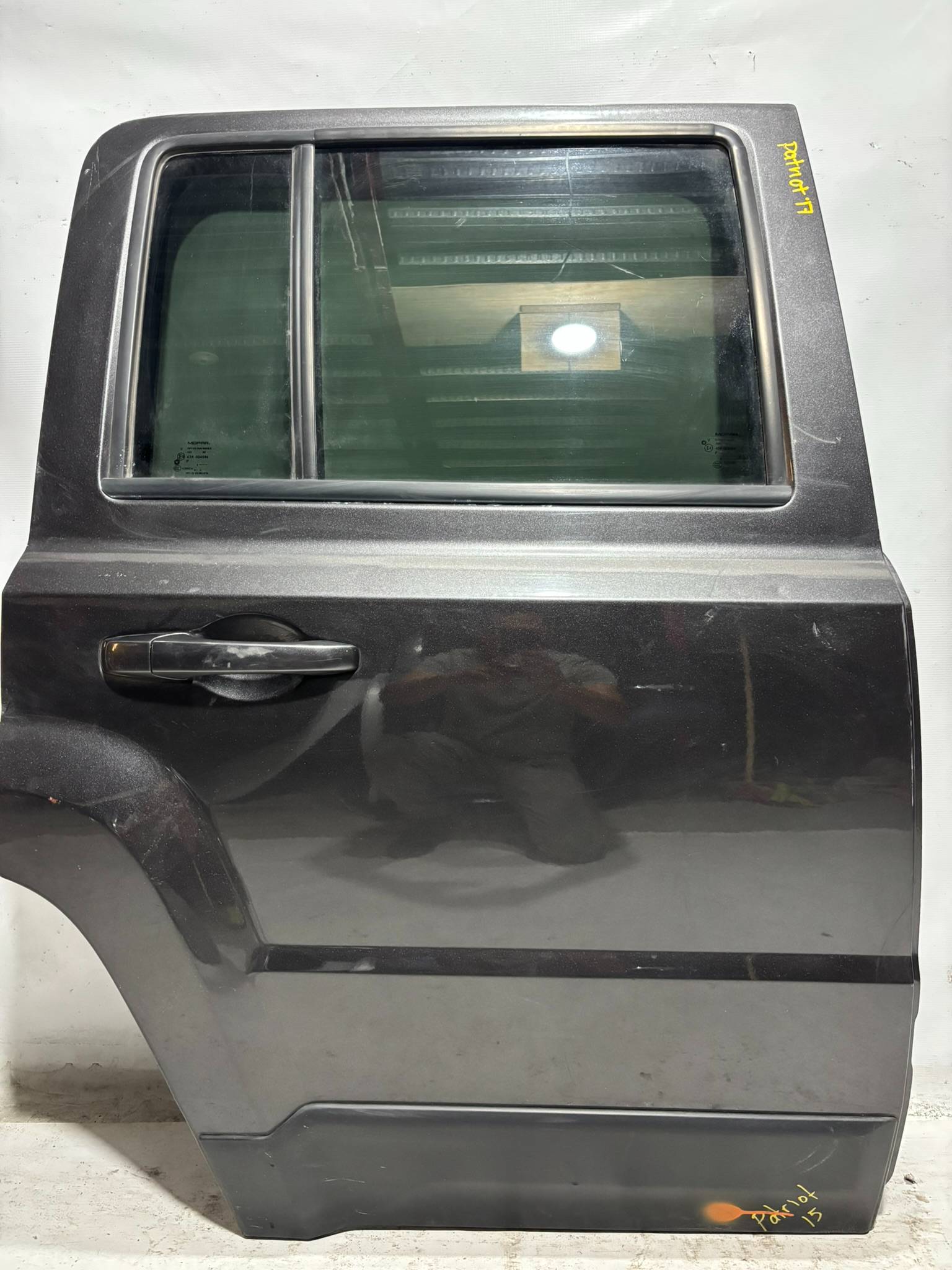 Jeep Patriot 2007 - 2017 Puerta Trasera Derecho Usado Original - vista 1