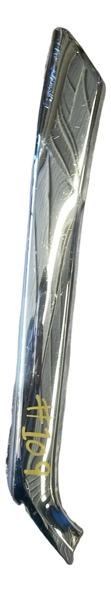 Moldura Delantera Toyota Avanza 2012-2015 Genérico C/detalle Plateado