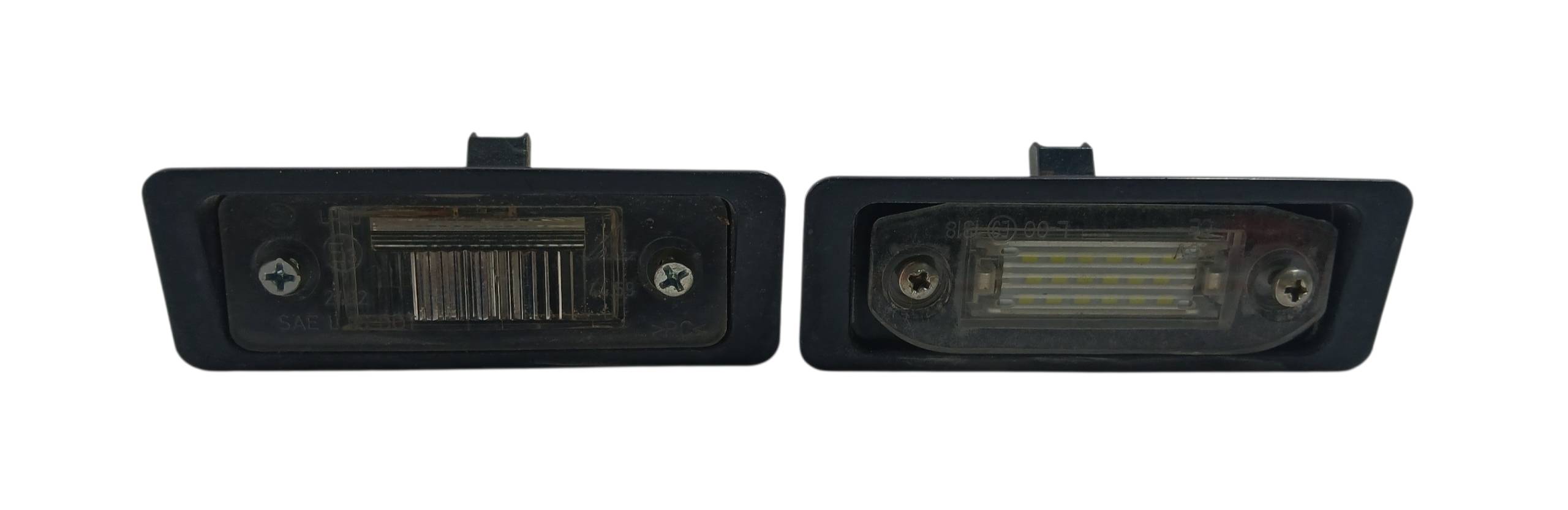 Volvo C30 2007 - 2013 Luces de Placas Trasera Usado Original