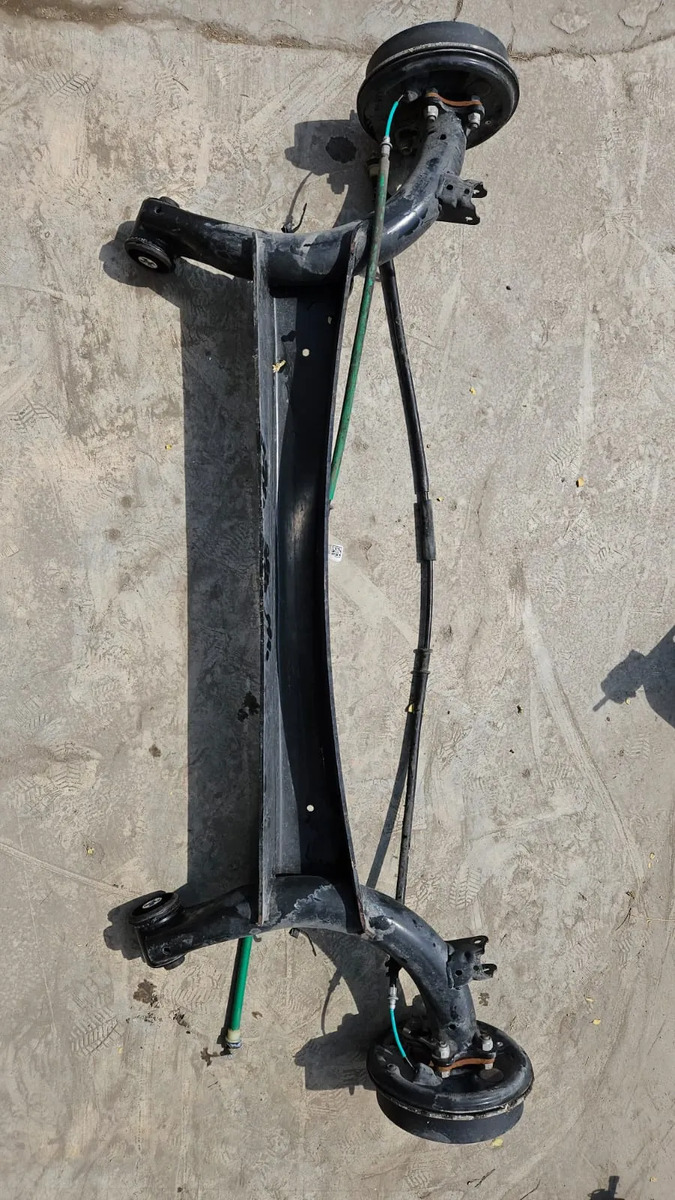 Fiat Pulse 2022-2026 Eje Suspension Trasero
