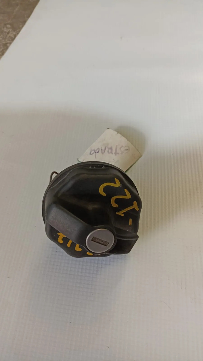 Tapon Llenado Combustible Fiat Estrada 2010-2014 Negro 2010