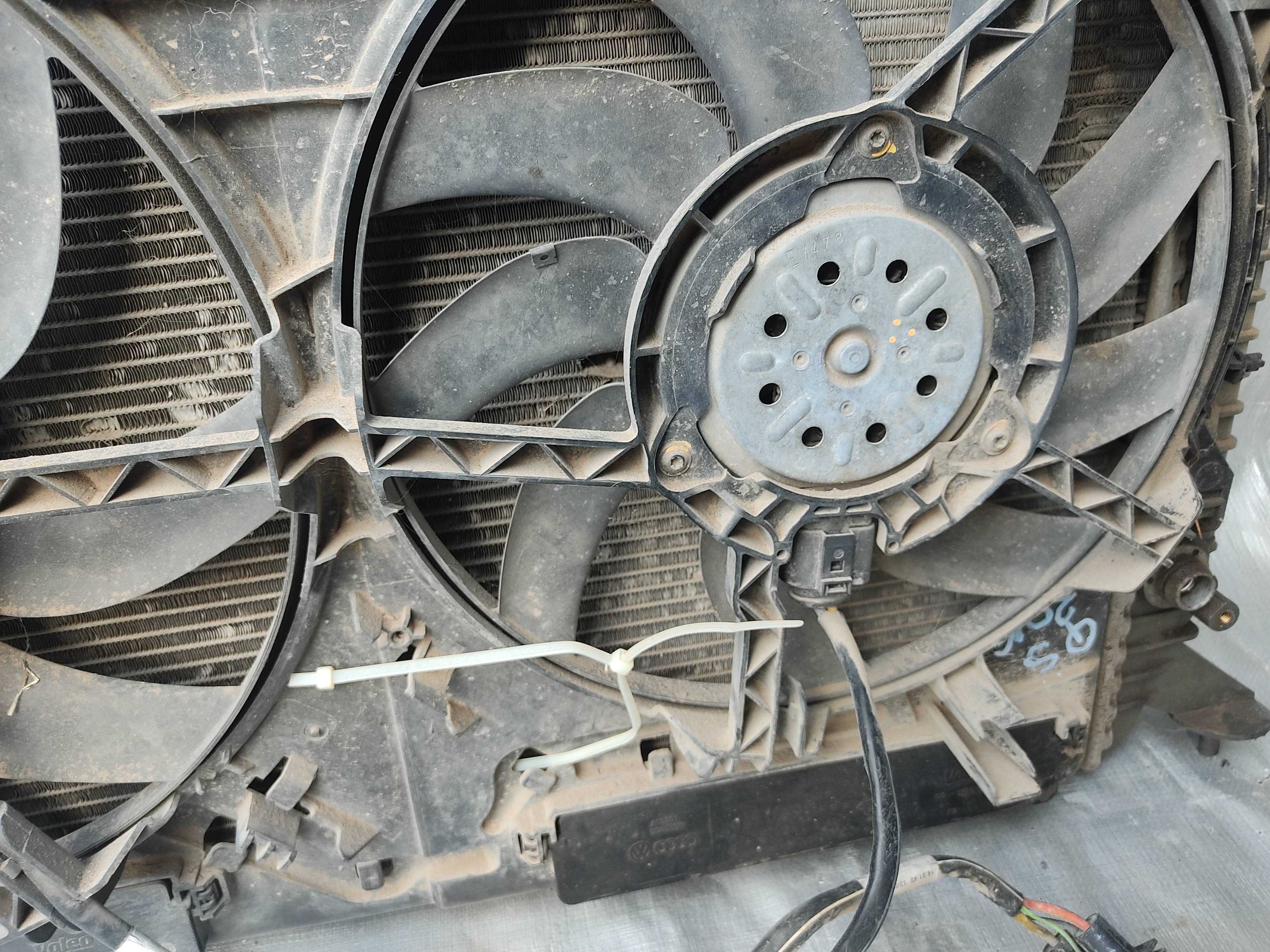 Audi Q5 2013 - 2017 Ventilador de Radiador Delantera Usado Original