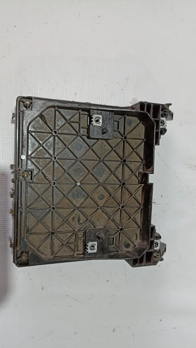 Caja De Fusibles Vw Sharan 2005-2008 Usada Original