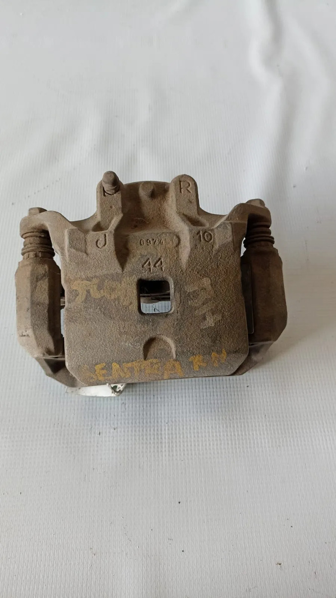 Caliper Delantero Rh Nissan Sentra 2013-2016 Usado Original