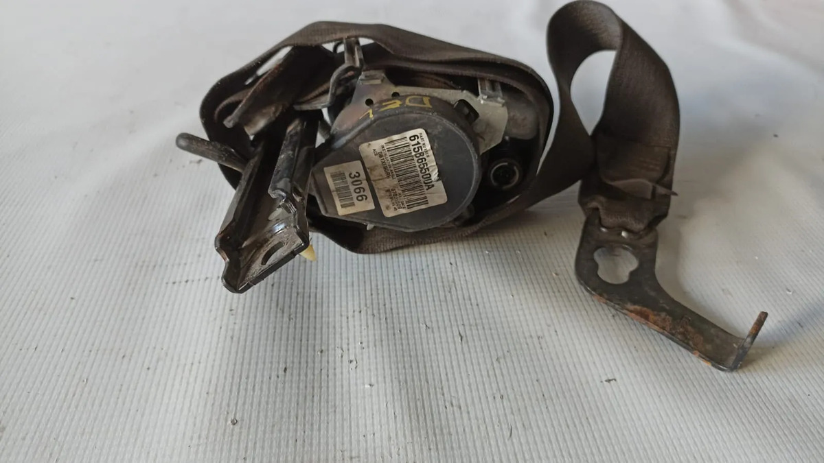Cinturon Delantero Rh Chevrolet Cruze 2010-2014 Usado