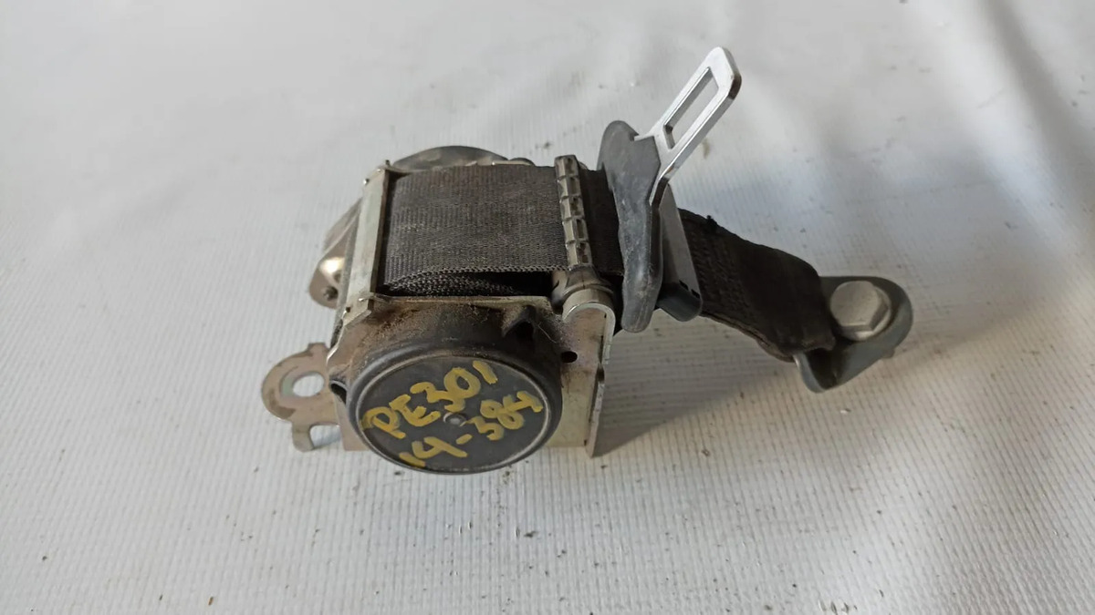 Cinturon Trasero Lh Peugeot 301 2014-2018 Usado Original