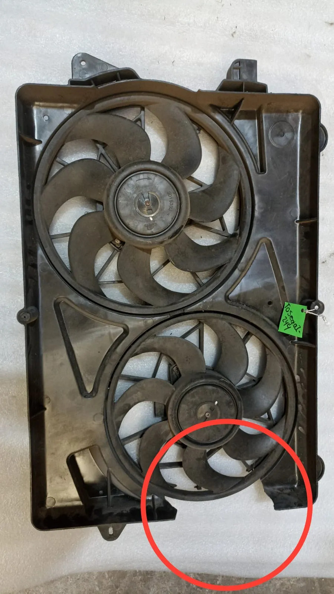 Motoventilador Con Tolva Toyota Sequioa 2001-2007 C/detalle
