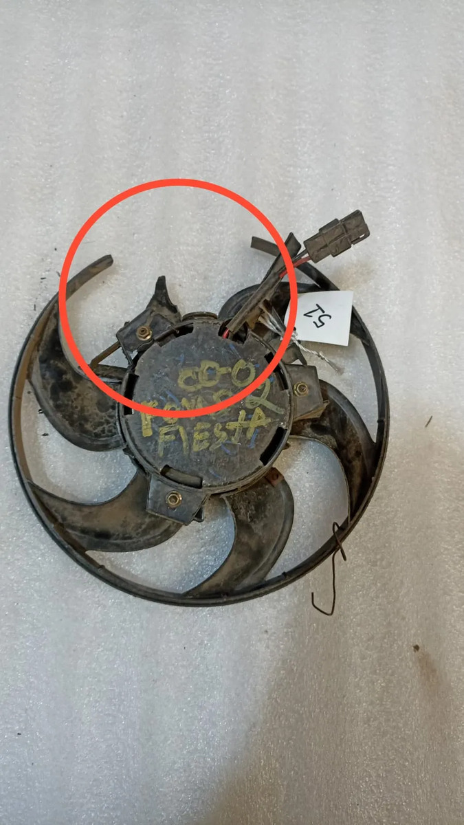 Motoventilador Con Tolva Ford Fiesta 2000-2002  C/detalle