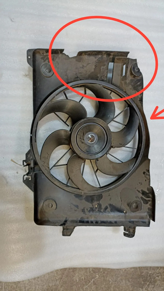Motoventilador Con Tolva Ford Crown Victoria 2000-2002