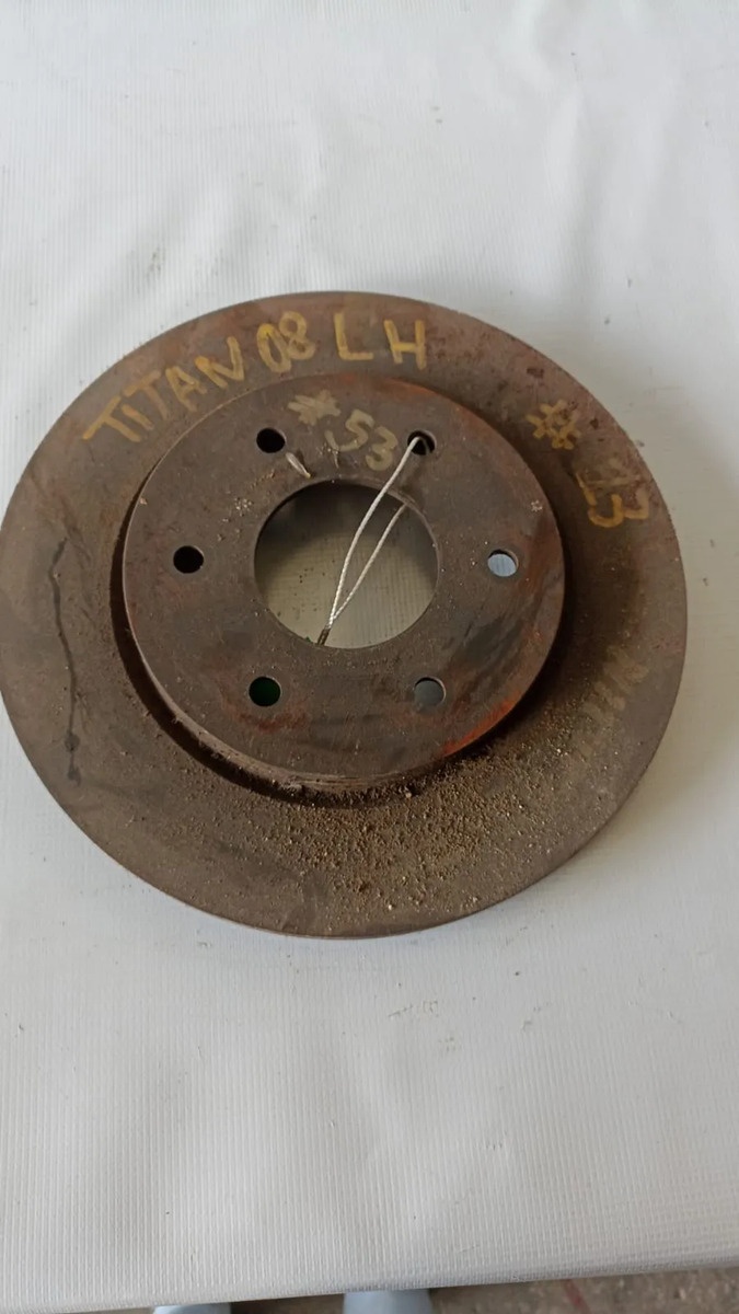 Disco Delantero Nissan Titan 2005-2014 Usado Original