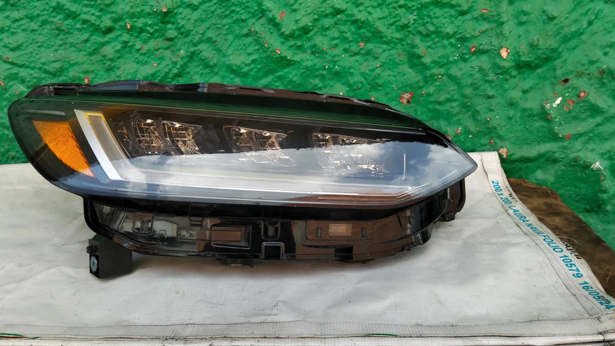 Faro Derecho Honda Hr-v 2023-2025 Usado Original Derecho/pasajero - vista 1