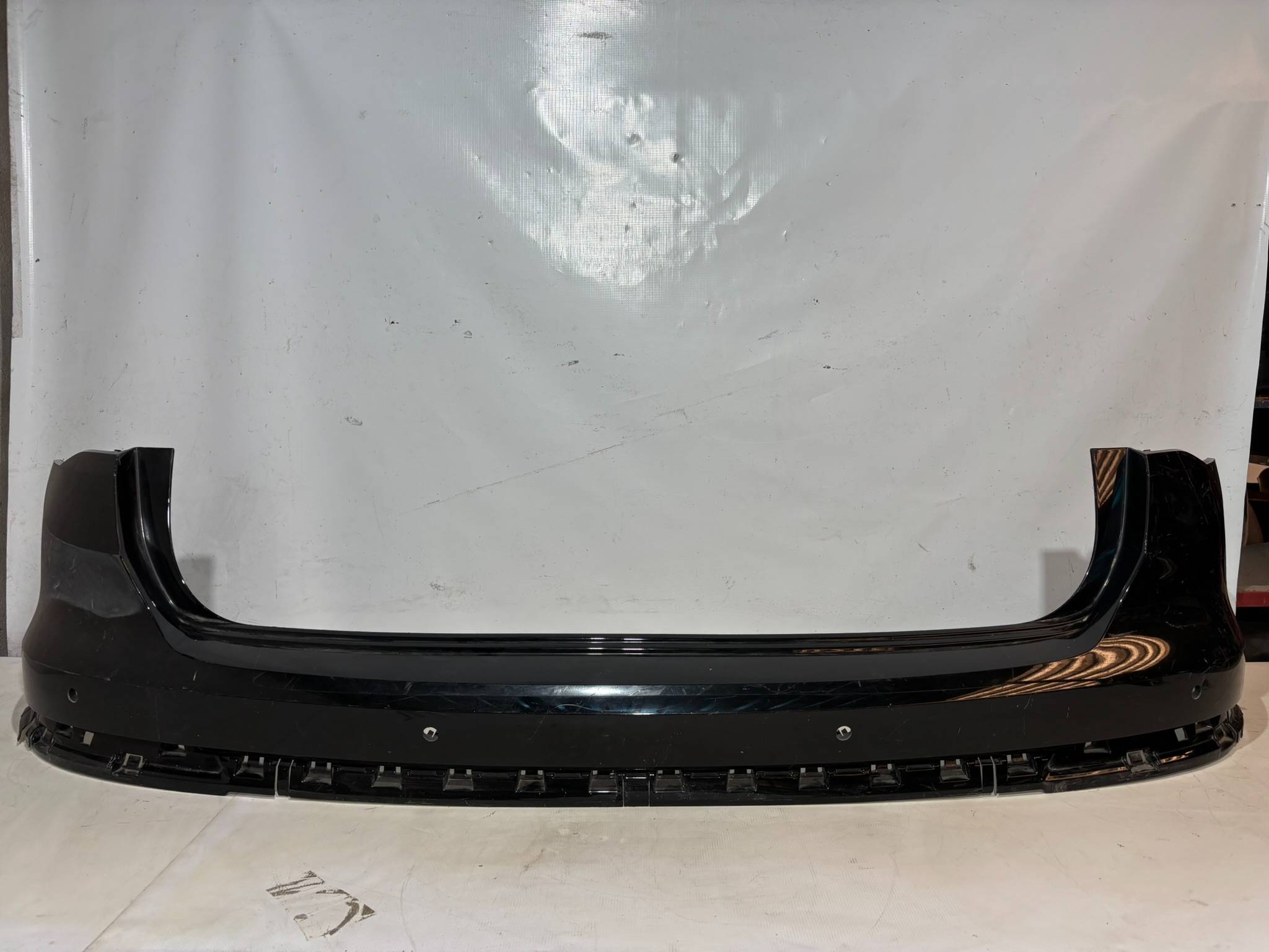 Audi Q3 2020 - 2024 Facias Traseras Trasera Usado Original - vista 1