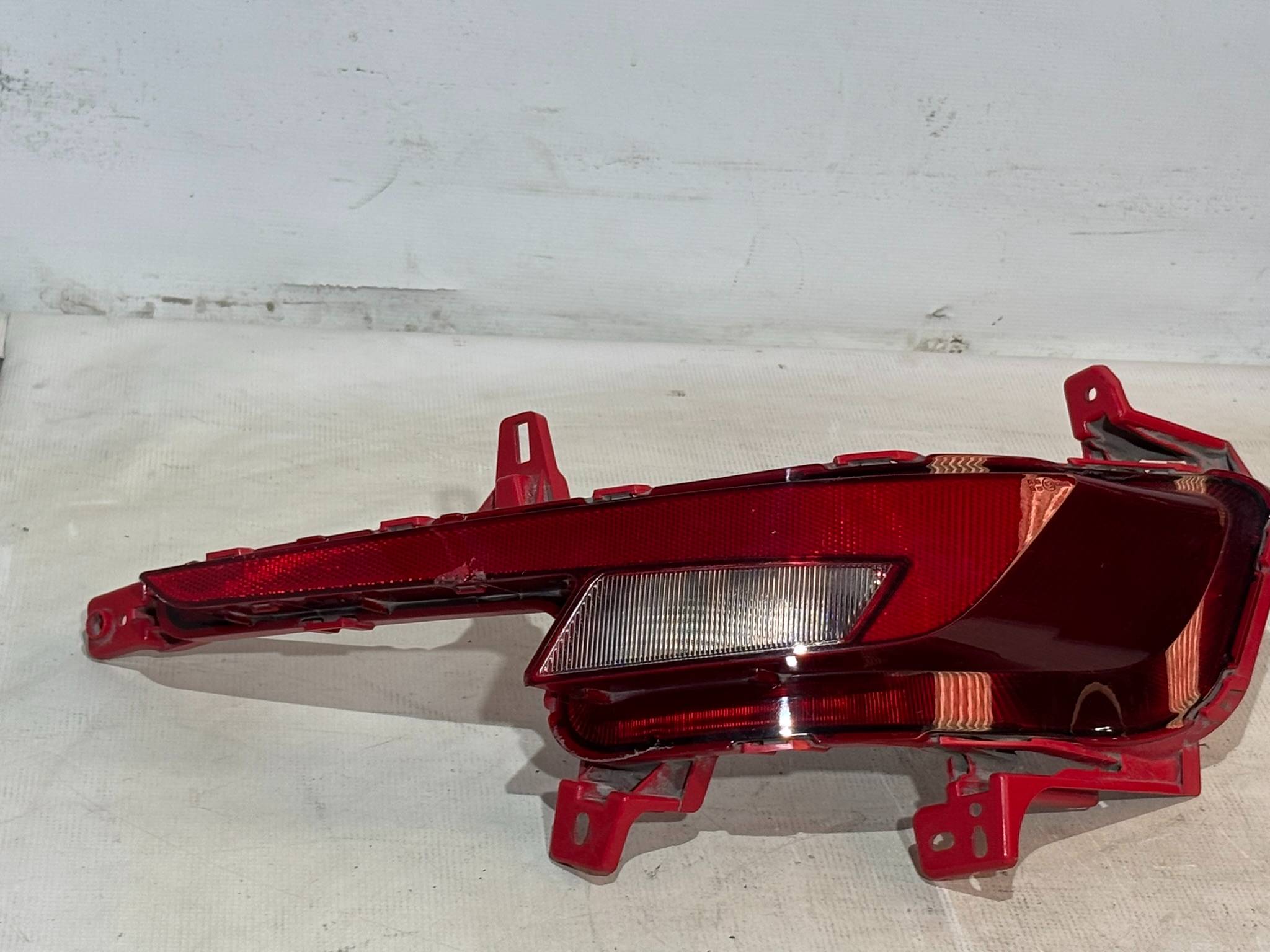 Hyundai Elantra 2019 - 2020 cuarto de fascia Trasera Izquierdo Usado Original