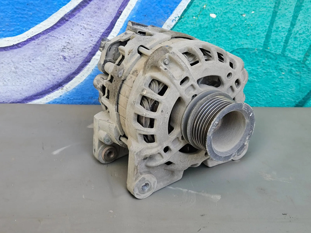 Renault Logan 2015-2020 Alternador