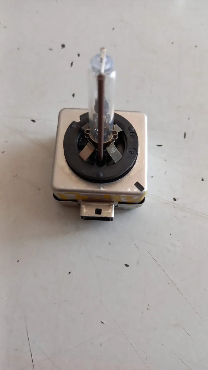 Foco Xenon D1s Alfa Romeo Giulietta 2013-2018 Usado Original