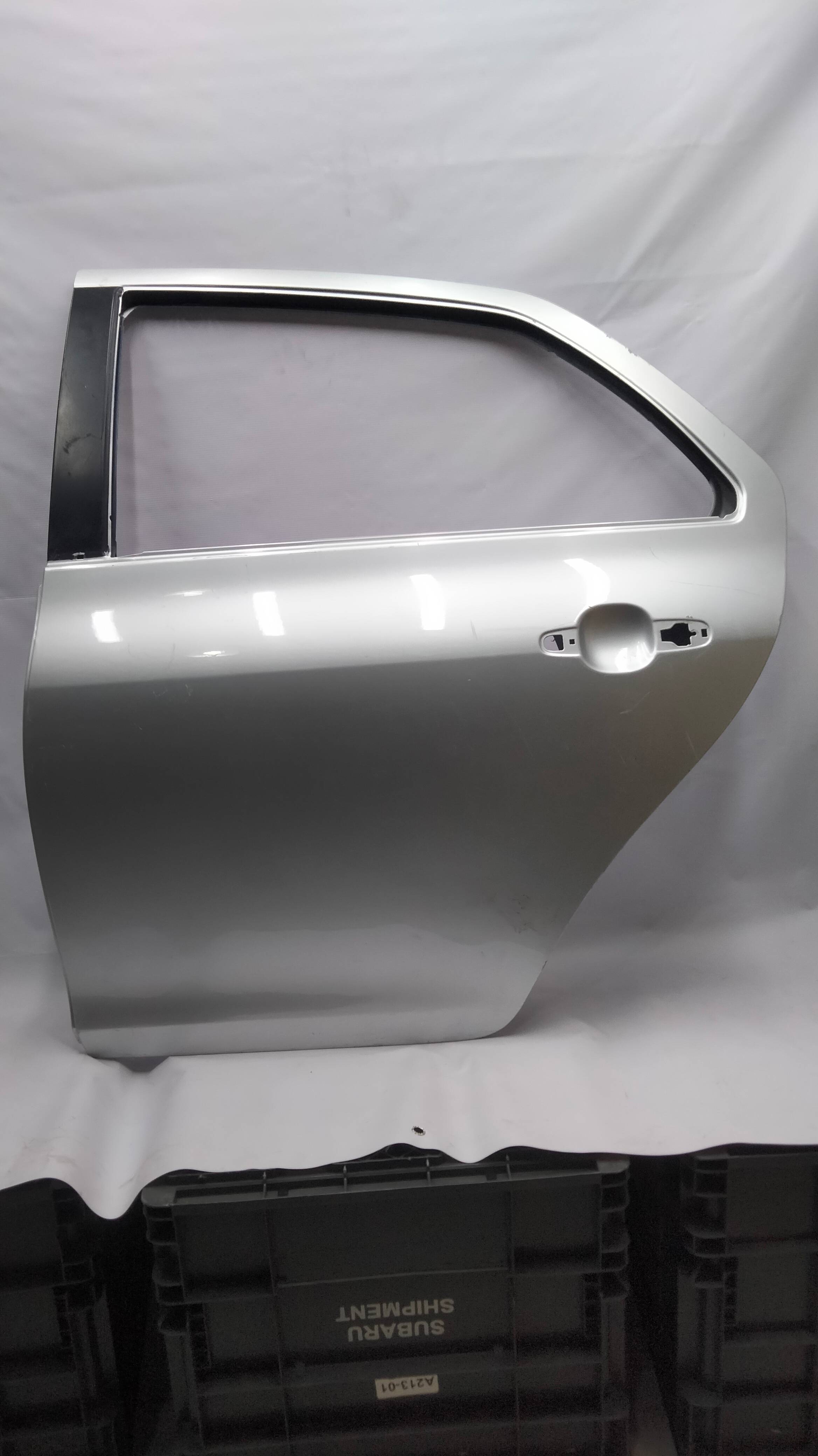 Toyota Yaris 2006 - 2010 Puerta Trasera Izquierdo Usado Original
