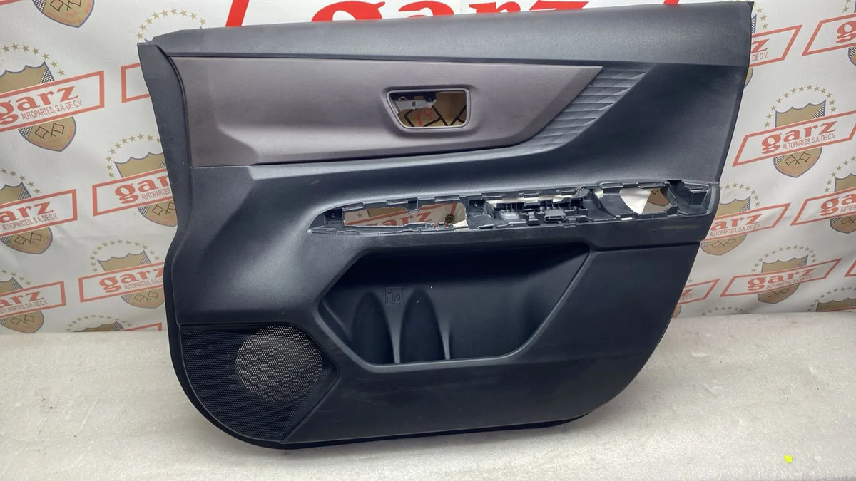 Toyota Avanza 2022 - 2025 Vestidura Delantera Derecho Usado Original