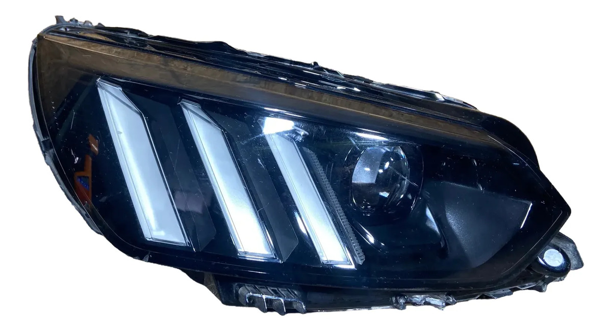 Peugeot 2008 2021 - 2024 Faro Izquierdo Usado Original - vista 1