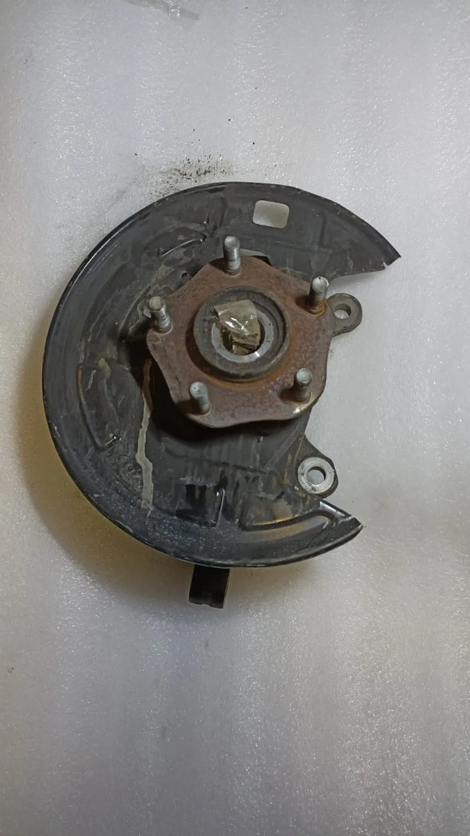 Mango De Suspension Del Lh Nissan Sentra 2013-2016