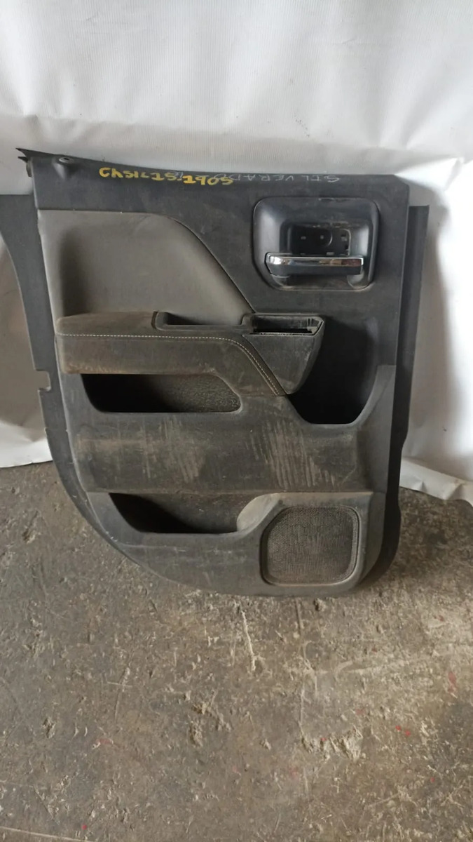 Tapiceria  Puerta Tra Lh Chvrolet Silverado  2015-2018 1/2c Negro