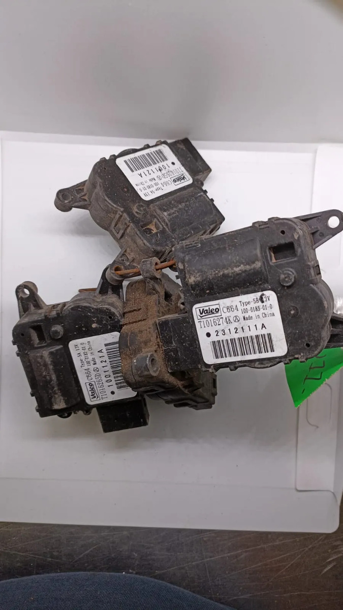 Módulo De Sensores De Reversa Giulietta 2011-2016 Usado Negro