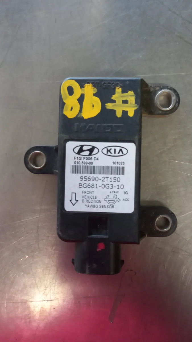 Sensor De Impacto Frontal Derecho Hyundaielantra 2014-2016