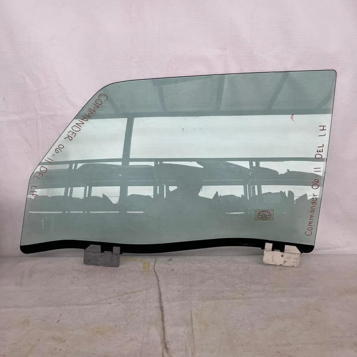Cristal Lateral Commander 06 - 11 Delantero Izquierdo