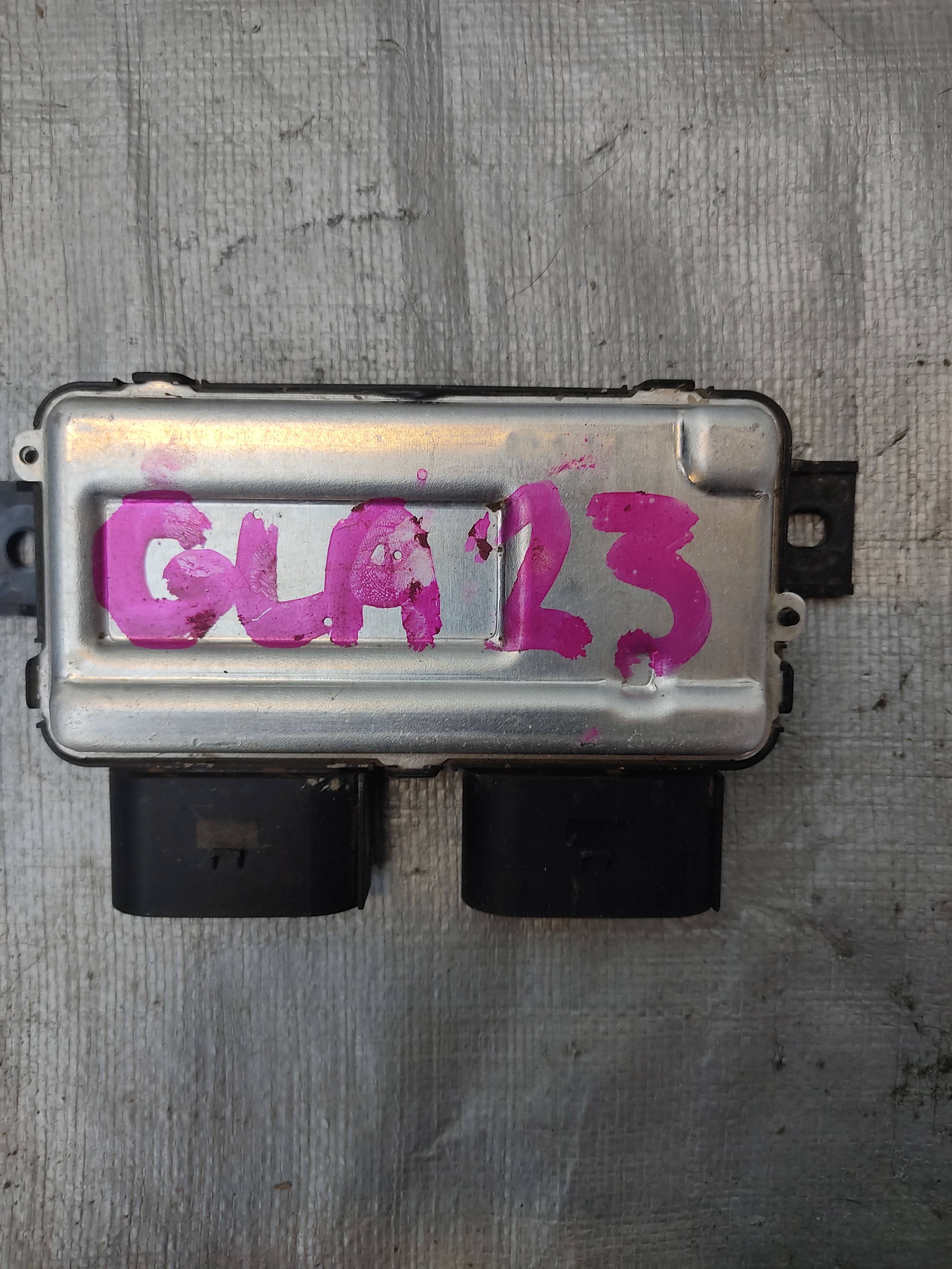 Mercedes-benz Clase gla 2021 - 2025 Bombas de Combustible Usado Original