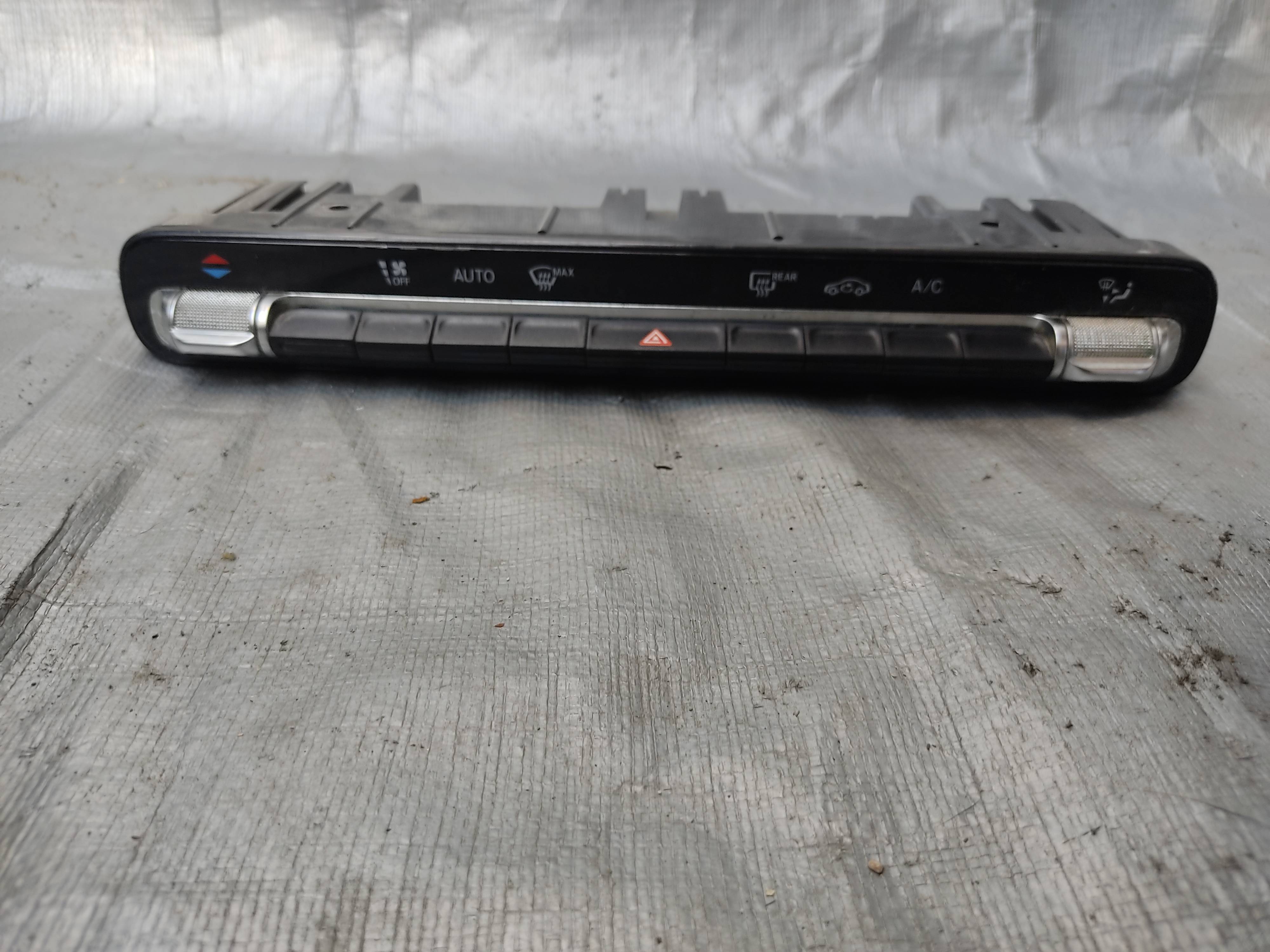Mercedes-benz Clase gla 2021 - 2025 Control de Clima Usado Original