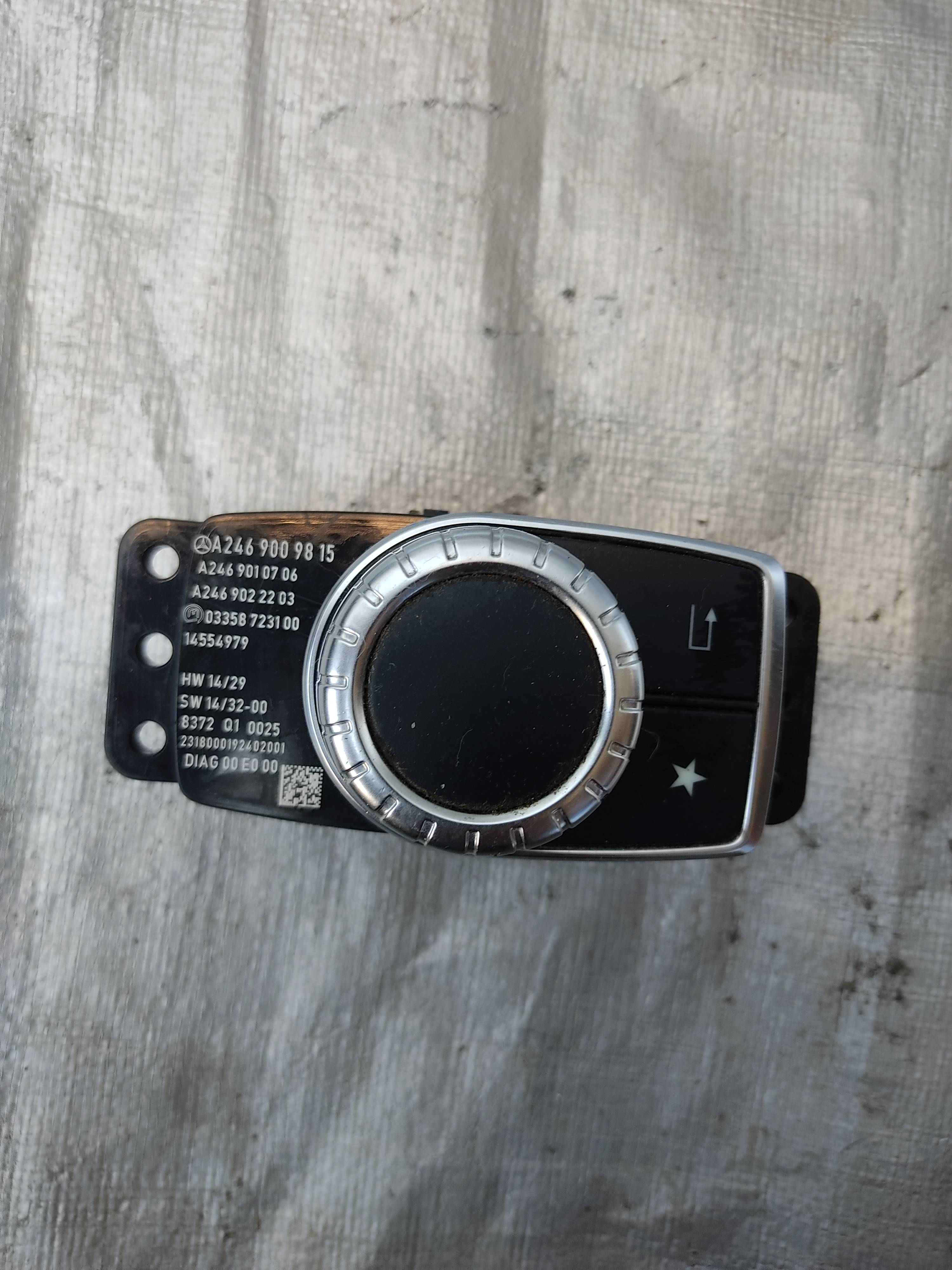 Mercedes-benz Cla 2013 - 2018 Perillas Delantera Derecho Usado Original